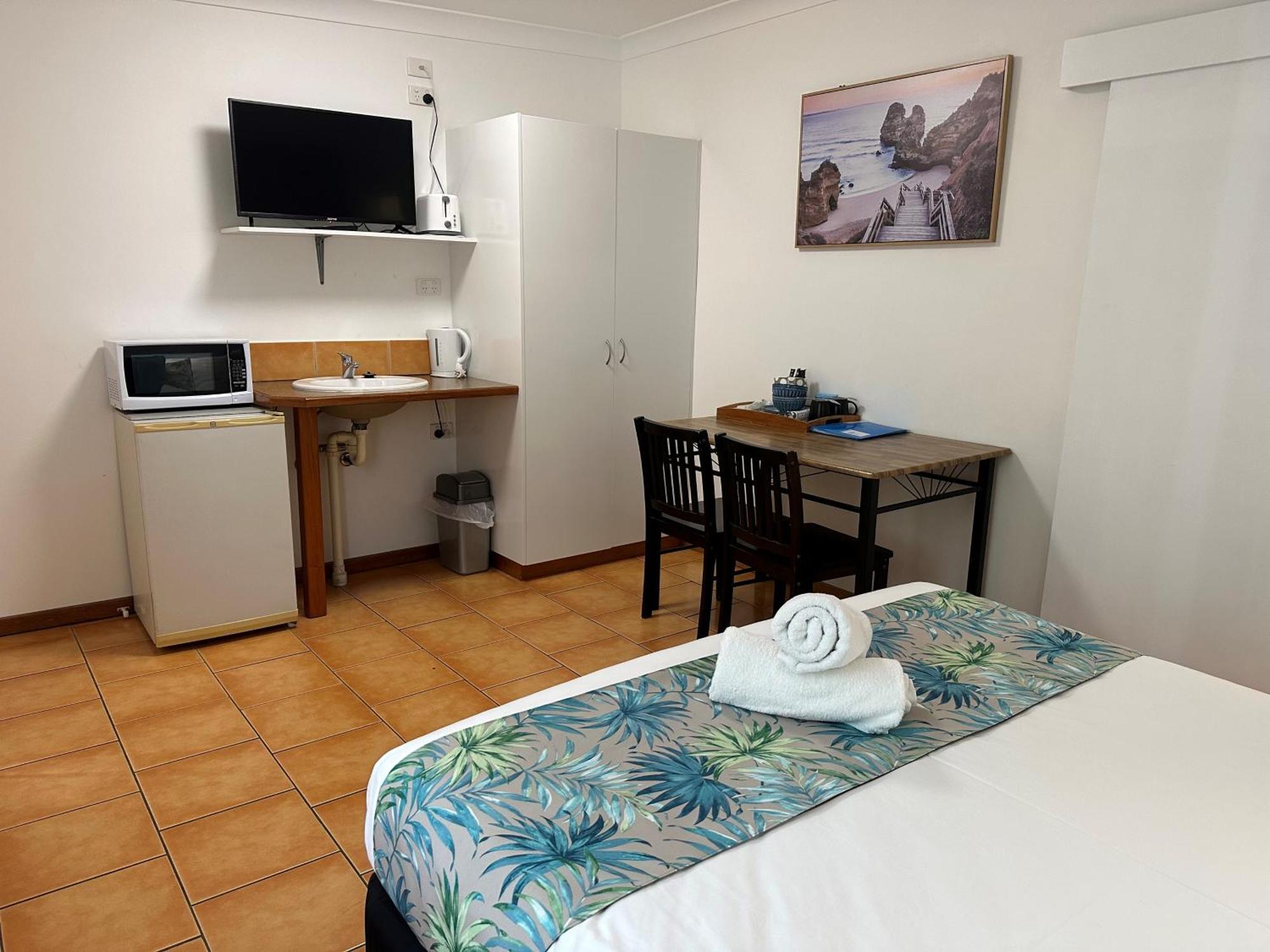 Cardwell Beachfront Motel Zewnętrze zdjęcie