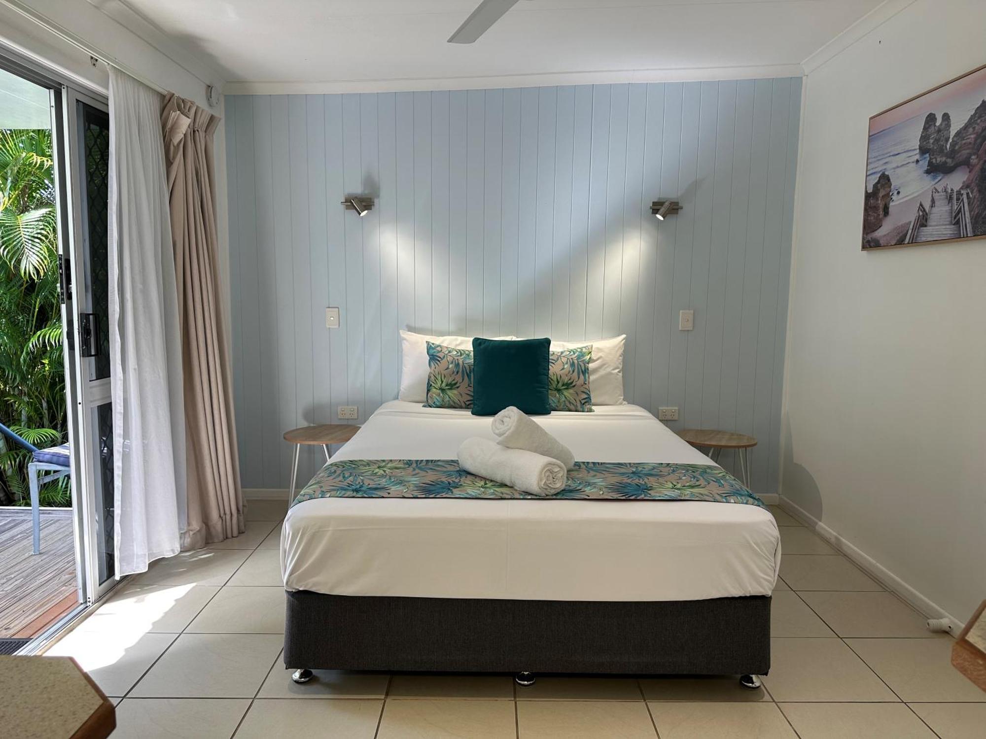 Cardwell Beachfront Motel Zewnętrze zdjęcie