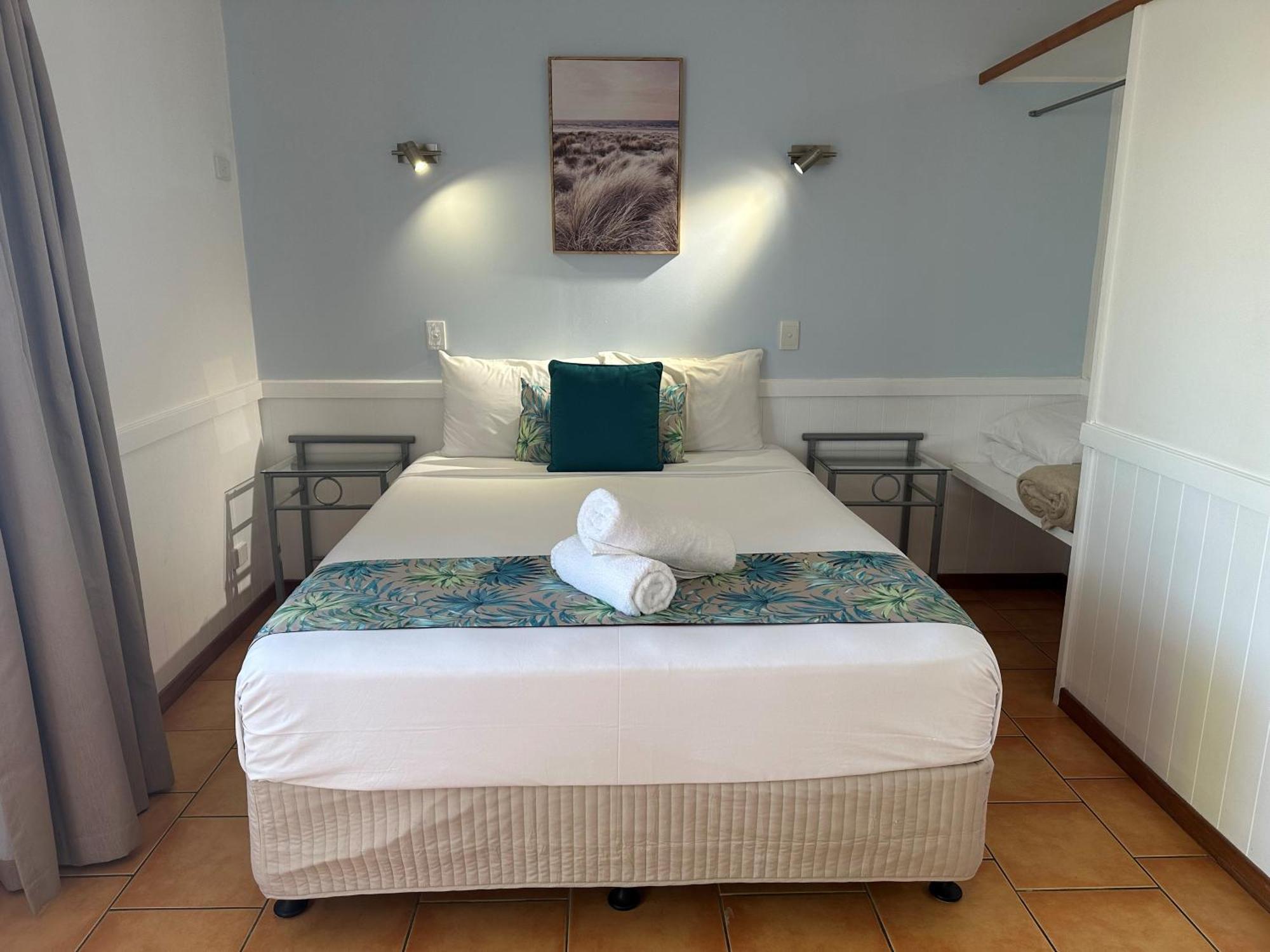 Cardwell Beachfront Motel Zewnętrze zdjęcie