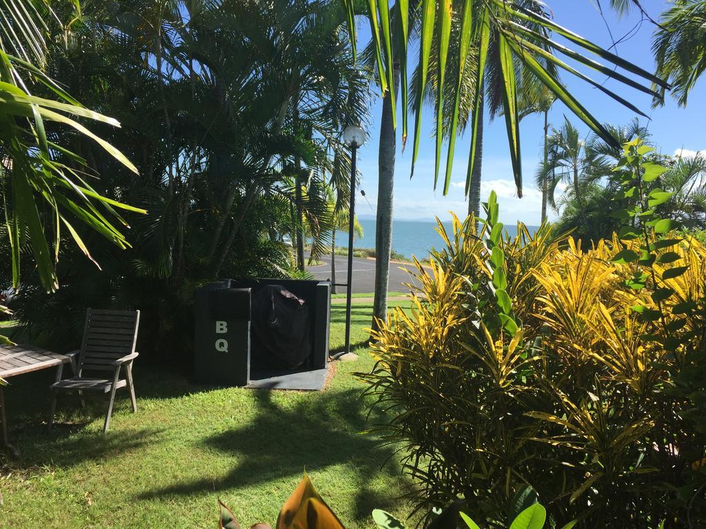 Cardwell Beachfront Motel Zewnętrze zdjęcie