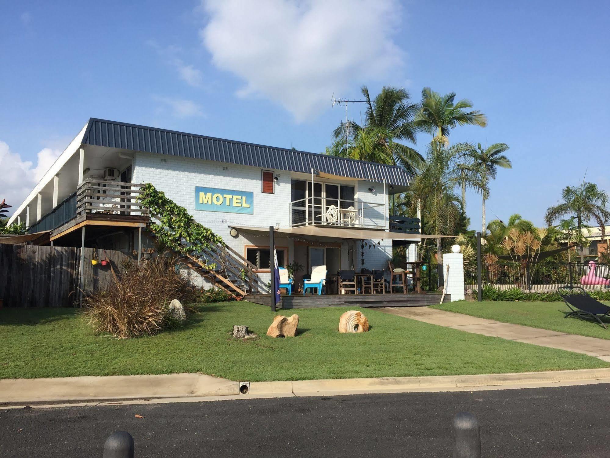 Cardwell Beachfront Motel Zewnętrze zdjęcie
