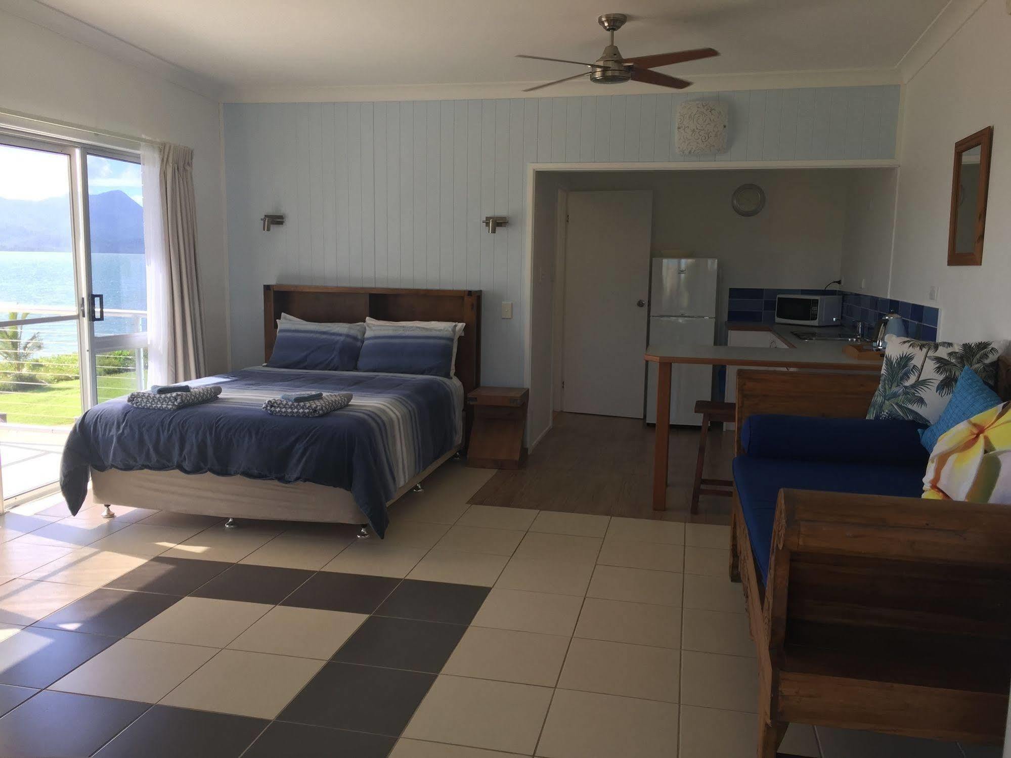 Cardwell Beachfront Motel Zewnętrze zdjęcie